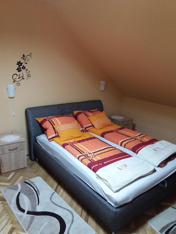 Sebes Apartman Apartment Debrecen Bagian luar foto