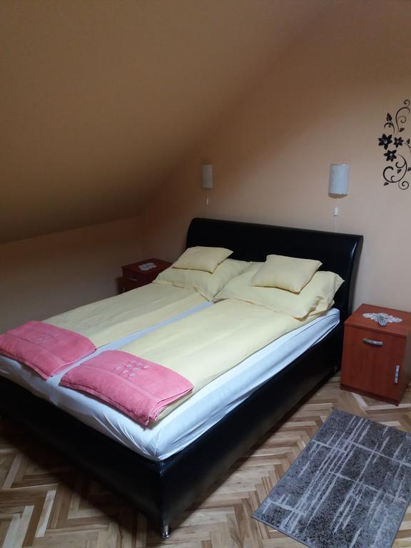 Sebes Apartman Apartment Debrecen Bagian luar foto