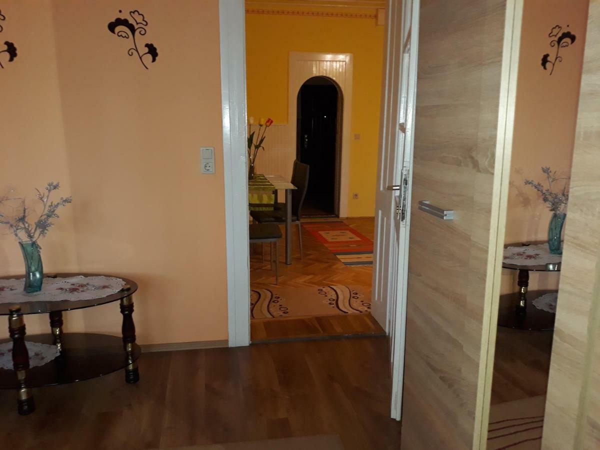 Sebes Apartman Apartment Debrecen Bagian luar foto