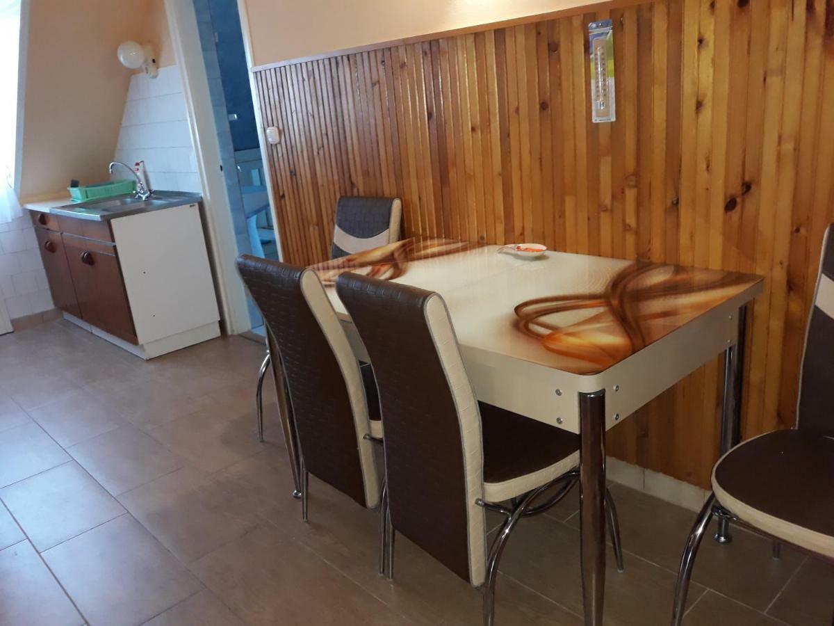 Sebes Apartman Apartment Debrecen Bagian luar foto